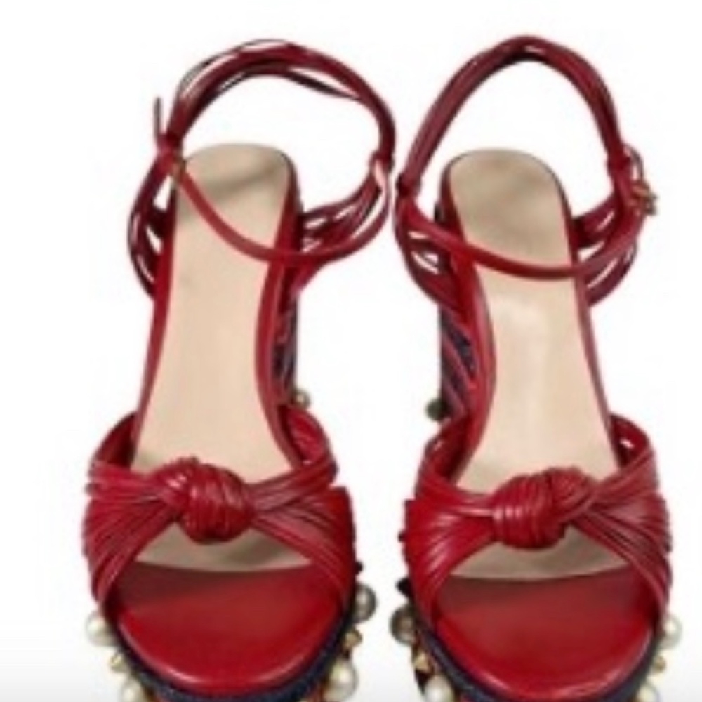 Gucci - Picture 2 of 5